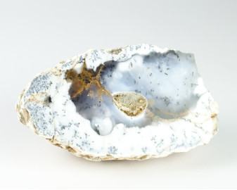 Opal dendrytowy (merlinit)